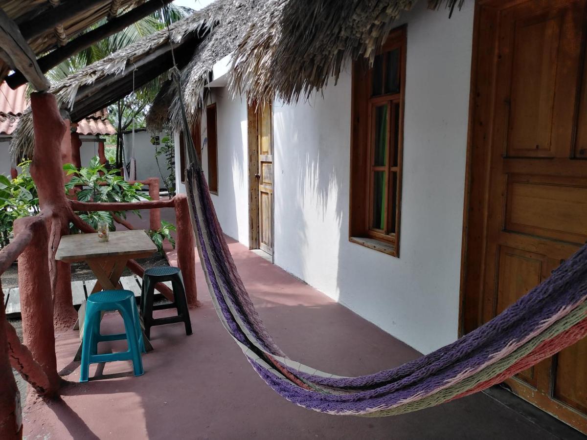 Bungalows Familiares Monterrico Luaran gambar