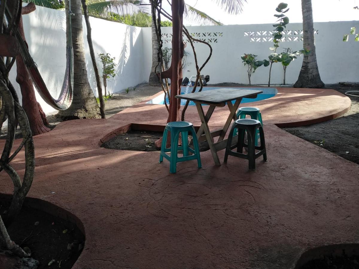 Bungalows Familiares Monterrico Luaran gambar