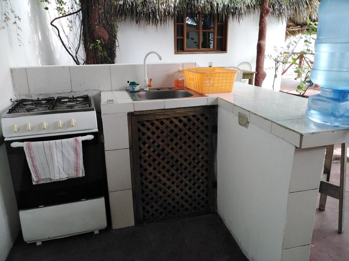 Bungalows Familiares Monterrico Luaran gambar