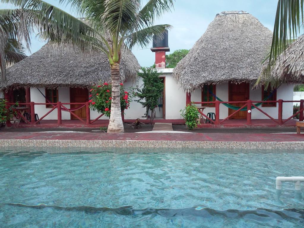 Bungalows Familiares Monterrico Luaran gambar