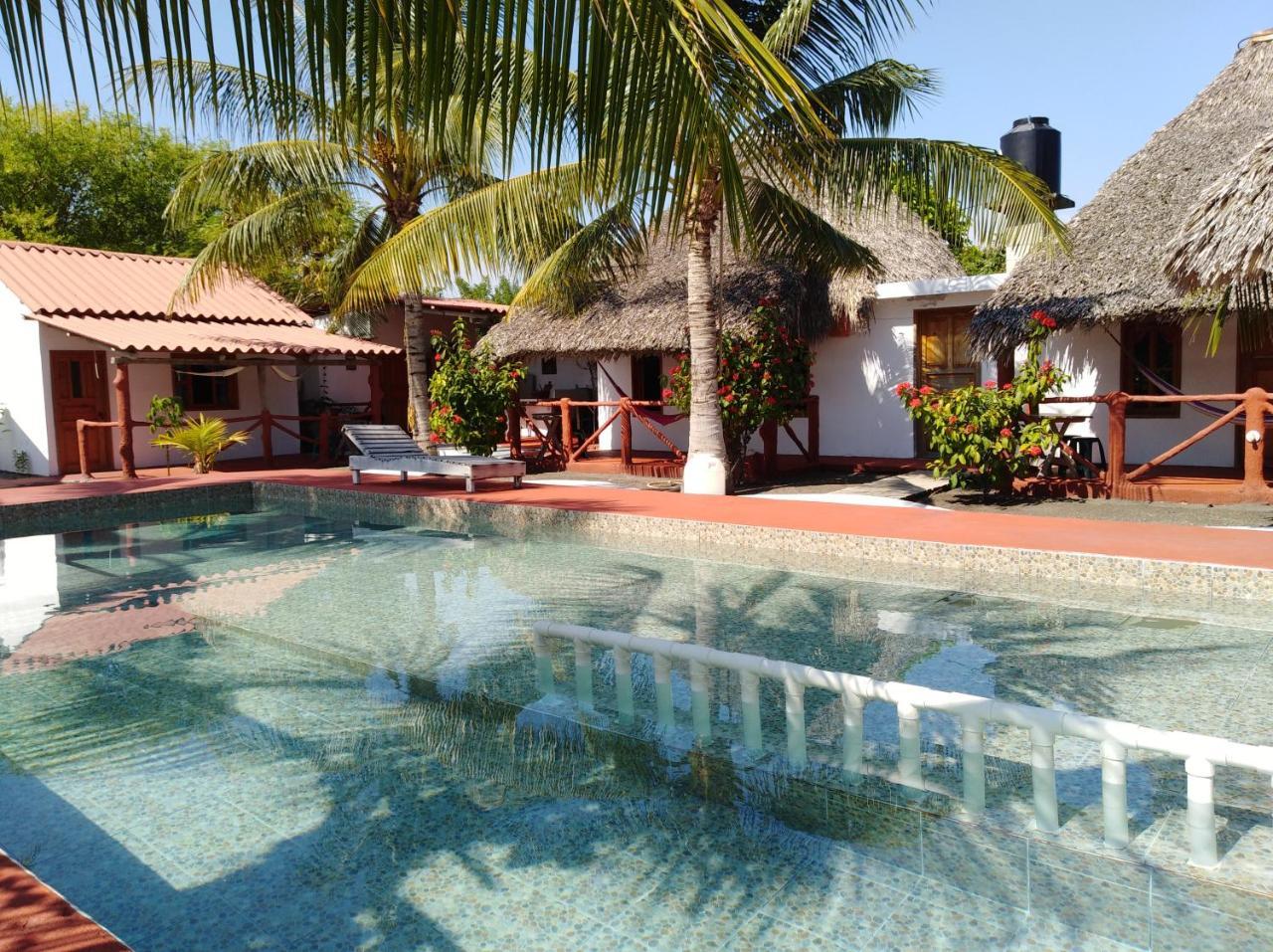 Bungalows Familiares Monterrico Luaran gambar